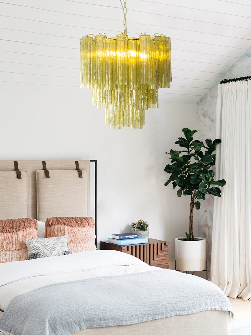 Livia Chandelier
