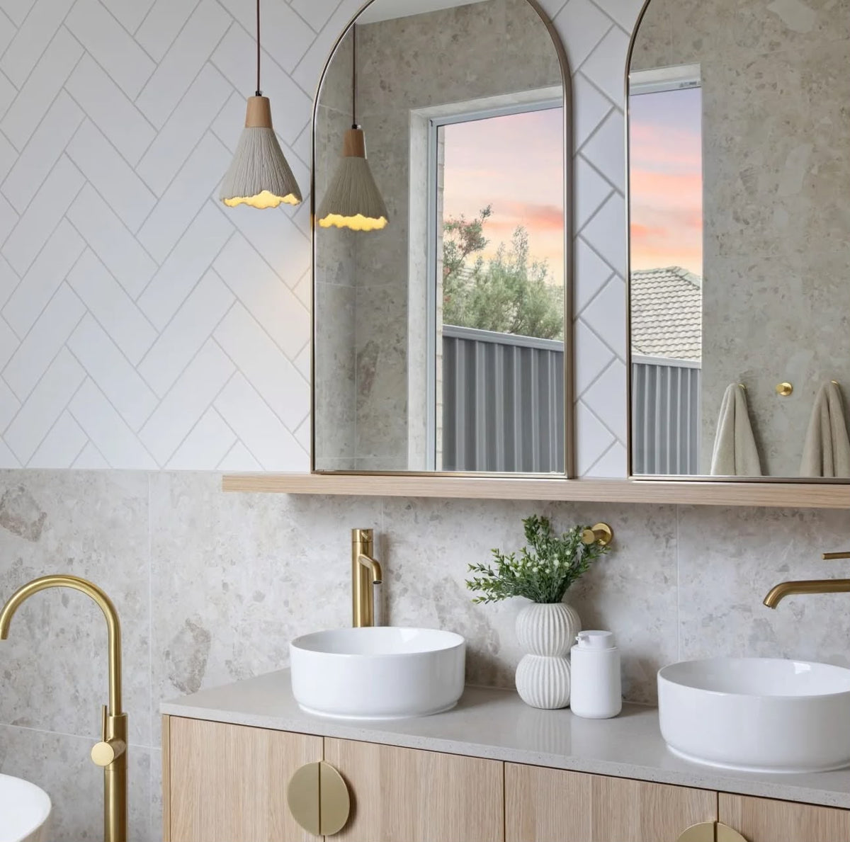 Mason Sconce